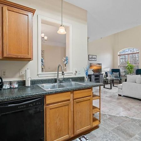 Cozy 4B 2 5B University Home King Beds Jacuzzi Charlotte Exterior foto